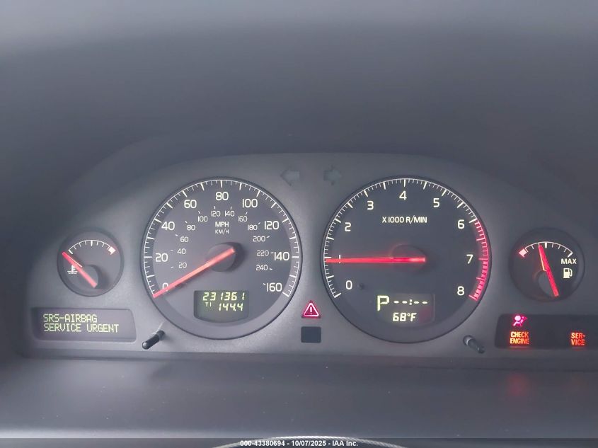 2001 Volvo V70 T5 VIN: YV1SW53D112101812 Lot: 43380694