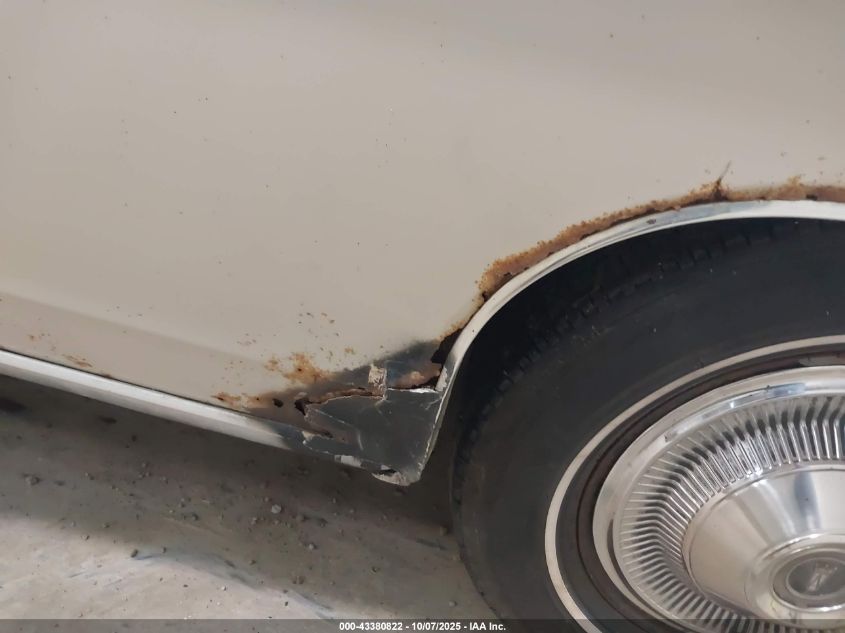 1968 Ford Galaxie 500 VIN: 8N58F125489 Lot: 43380822