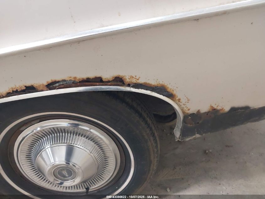 1968 Ford Galaxie 500 VIN: 8N58F125489 Lot: 43380822