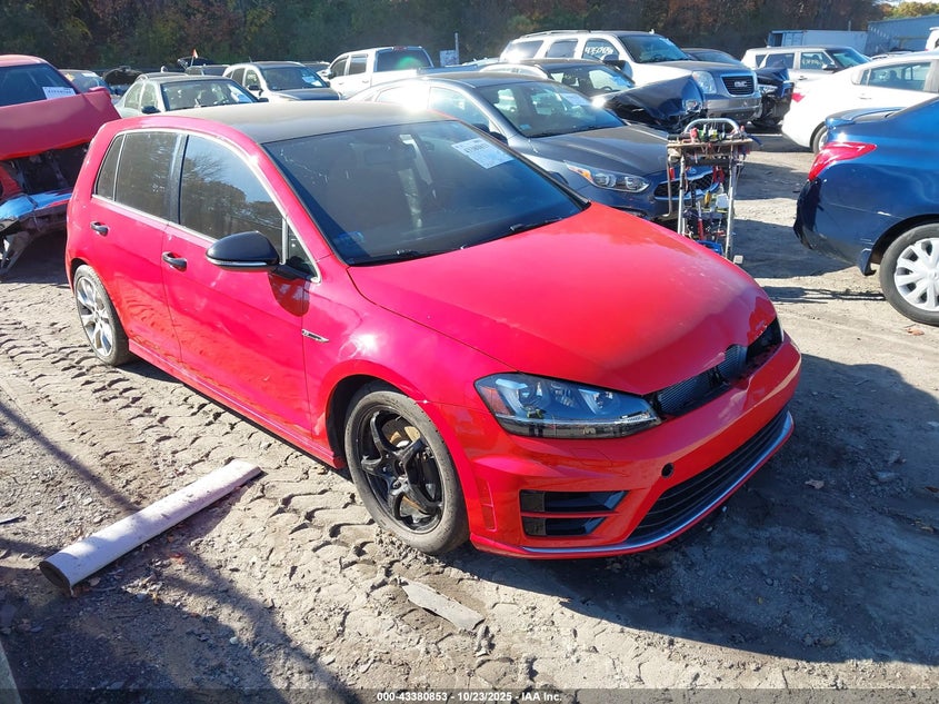 VOLKSWAGEN GOLF R 4-DOOR