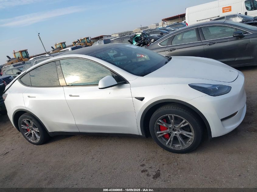 2024 Tesla Model Y Long Range Dual Motor All-Wheel Drive VIN: 7SAYGDEE2RA259291 Lot: 43380885