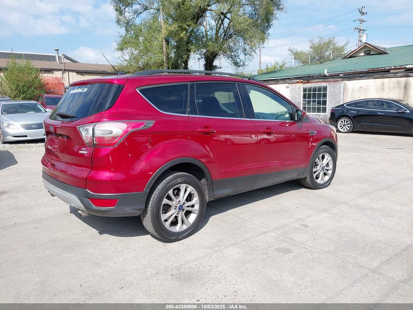 2017 FORD ESCAPE SE - 1FMCU0GD7HUB41237