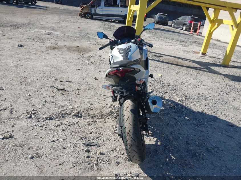 2025 Kawasaki Ex500 VIN: ML5EXGG19SDA69397 Lot: 43380953