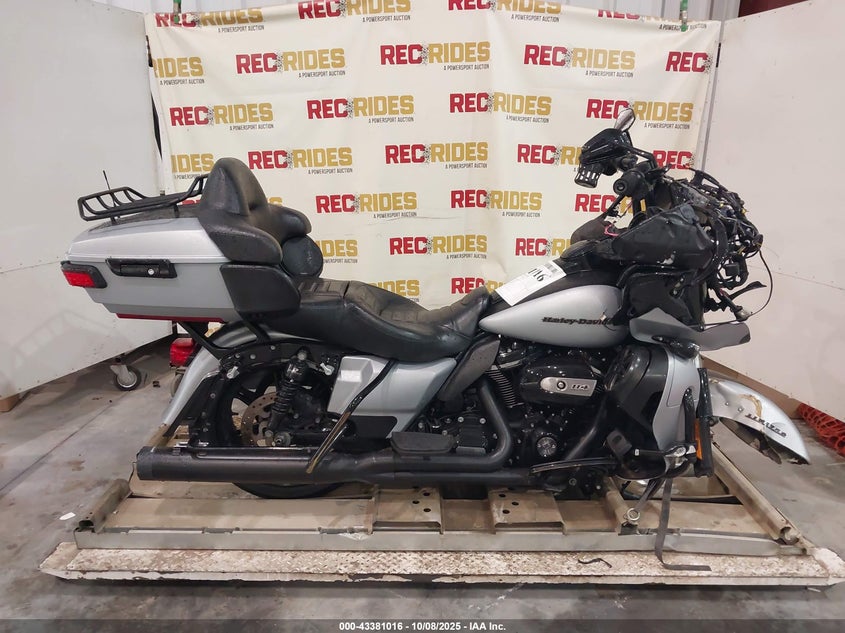 2020 Harley-Davidson Fltrk VIN: 1HD1KZF1XLB641411 Lot: 43381016