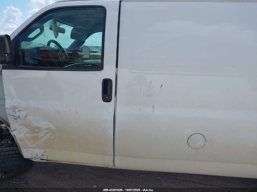 2018 Chevrolet Express 2500 Work Van VIN: 1GCWGAFPXJ1173441 Lot: 43381026