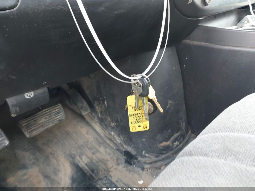 2018 Chevrolet Express 2500 Work Van VIN: 1GCWGAFPXJ1173441 Lot: 43381026