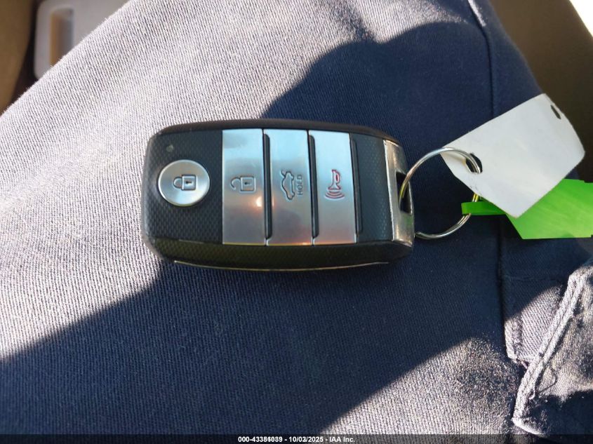 2016 Kia Optima Ex VIN: 5XXGU4L38GG084383 Lot: 43381039