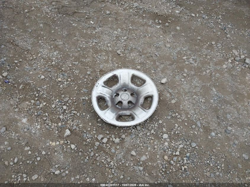 2005 Jeep Liberty Sport VIN: 1J4GL48K75W703127 Lot: 43381117