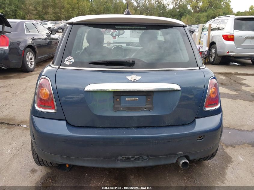 2009 Mini Cooper VIN: WMWMF33529TU73545 Lot: 43381138