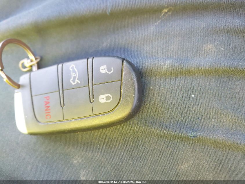 2015 Chrysler 200 Limited VIN: 1C3CCCAB5FN606979 Lot: 43381144