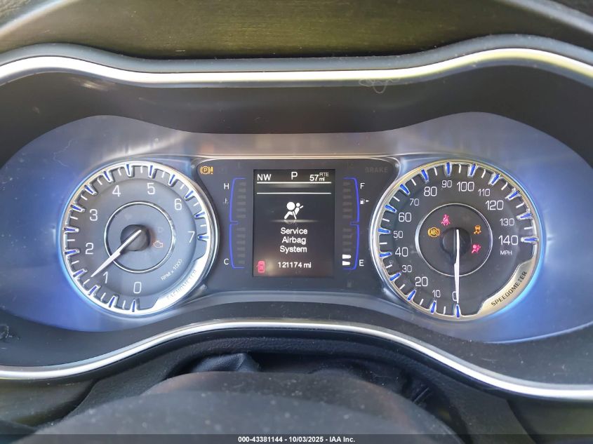 2015 Chrysler 200 Limited VIN: 1C3CCCAB5FN606979 Lot: 43381144