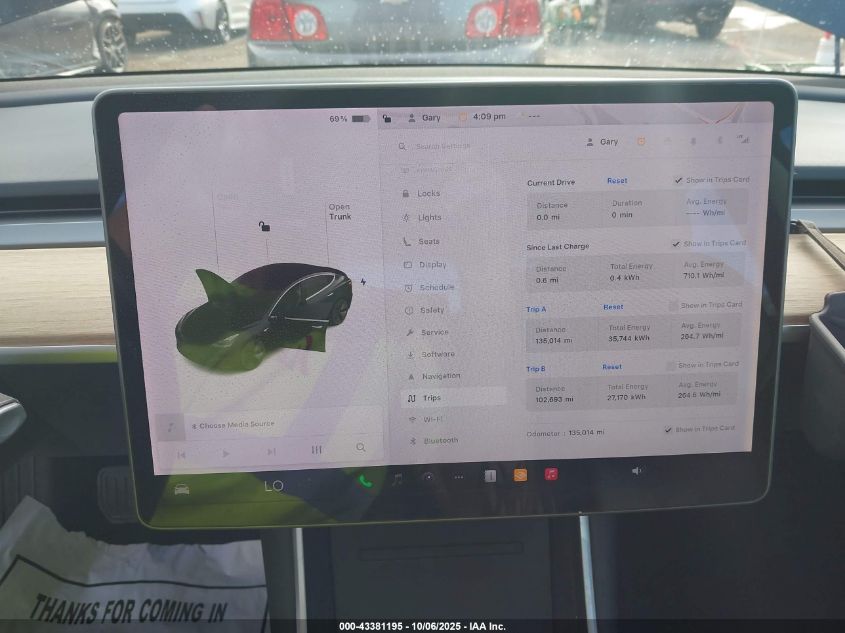 2018 Tesla Model 3 Long Range/Performance VIN: 5YJ3E1EB1JF103137 Lot: 43381195