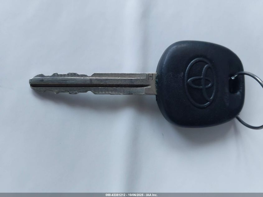 2017 Toyota Corolla L VIN: 2T1BURHE4HC752223 Lot: 43381212