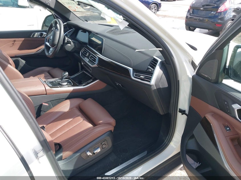 5UXCR6C07M9E83555 2021 BMW X5 photo no. 5