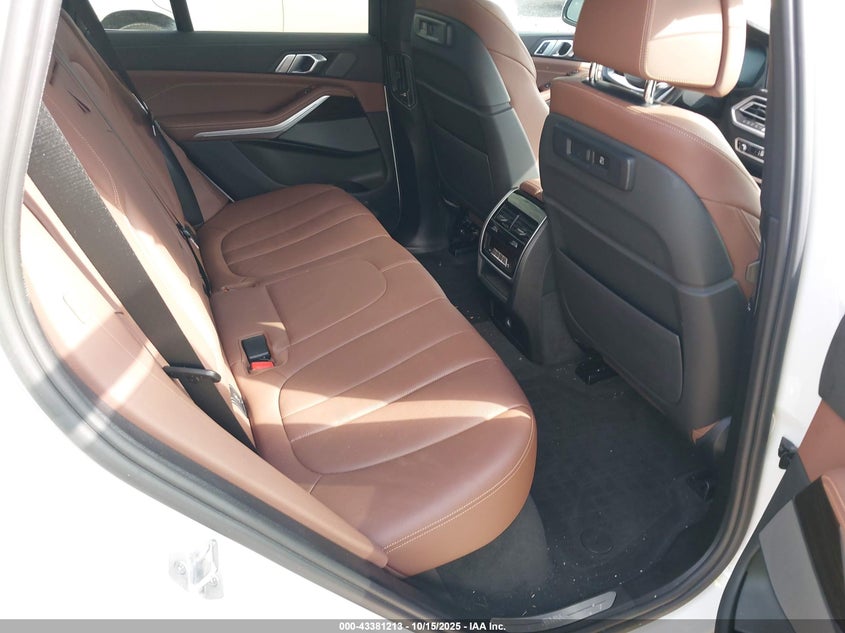 5UXCR6C07M9E83555 2021 BMW X5 photo no. 8