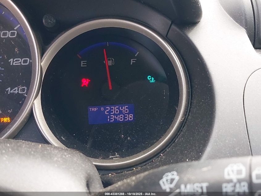 2008 Honda Fit VIN: JHMGD38438S005770 Lot: 43381288