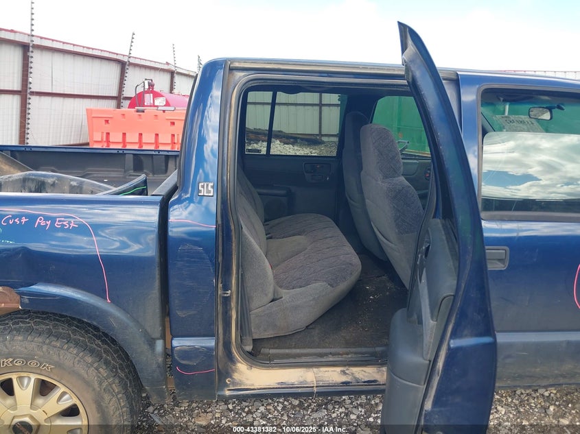 2002 GMC Sonoma Sls VIN: 1GTDT13W02K208546 Lot: 43381382