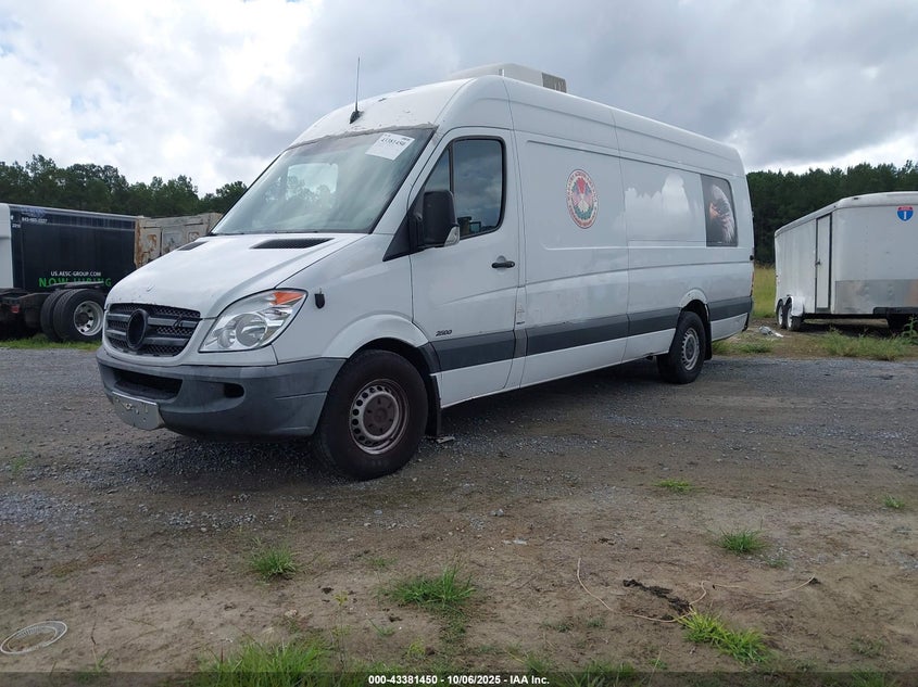 WD3PE8CC2B5599701 2011 MERCEDES-BENZ SPRINTER photo no. 2