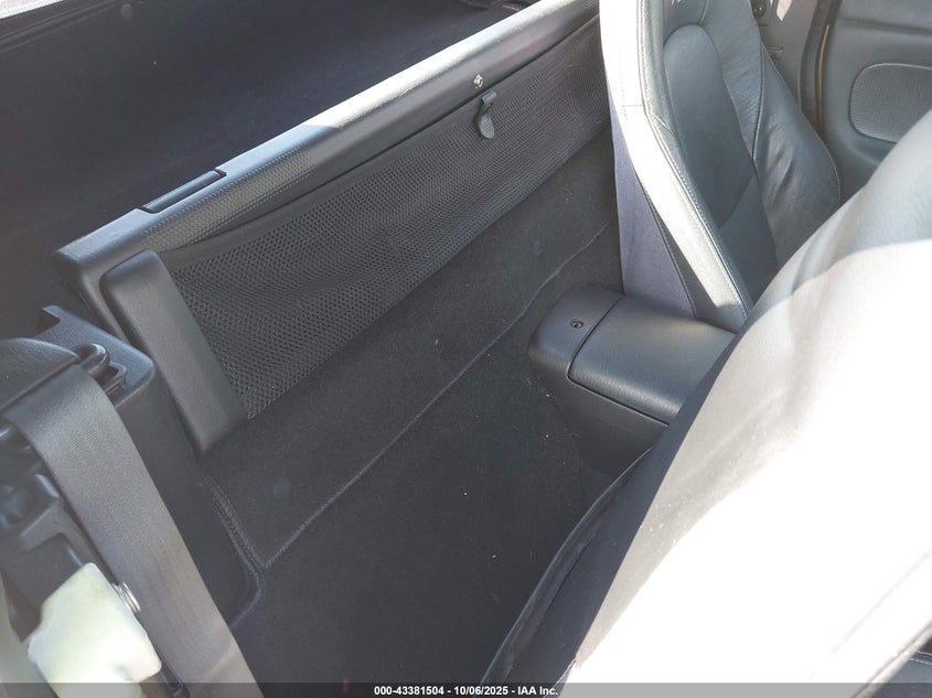 2002 Mazda Mx-5 Miata Cloth/Ls/Se VIN: JM1NB353220230243 Lot: 43381504