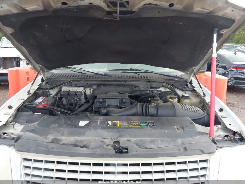 2005 Ford Expedition Eddie Bauer/King Ranch VIN: 1FMPU18555LA21162 Lot: 43381580