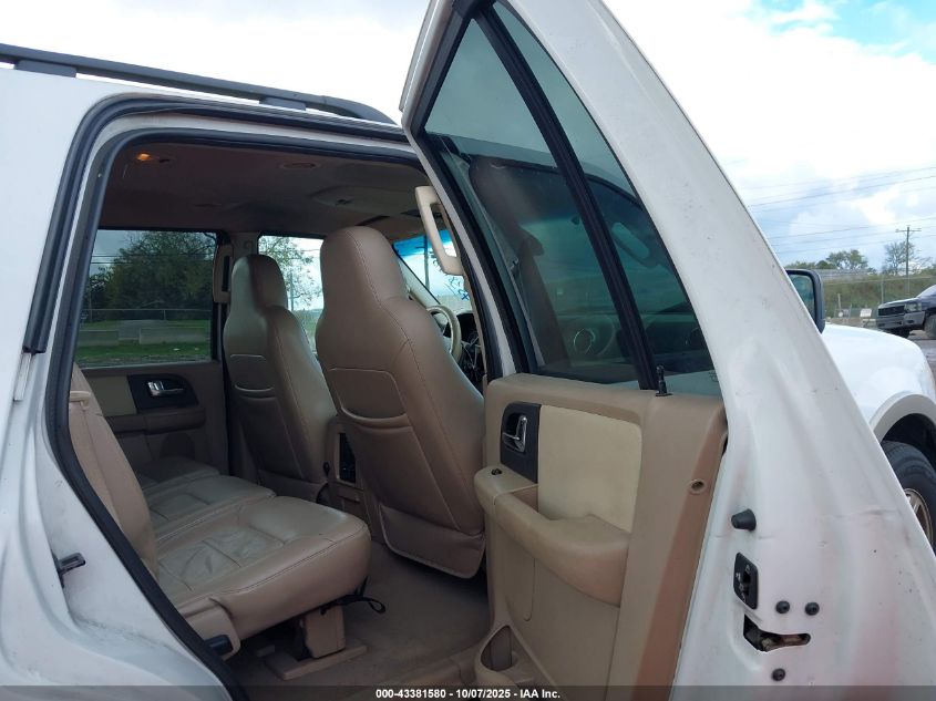 2005 Ford Expedition Eddie Bauer/King Ranch VIN: 1FMPU18555LA21162 Lot: 43381580