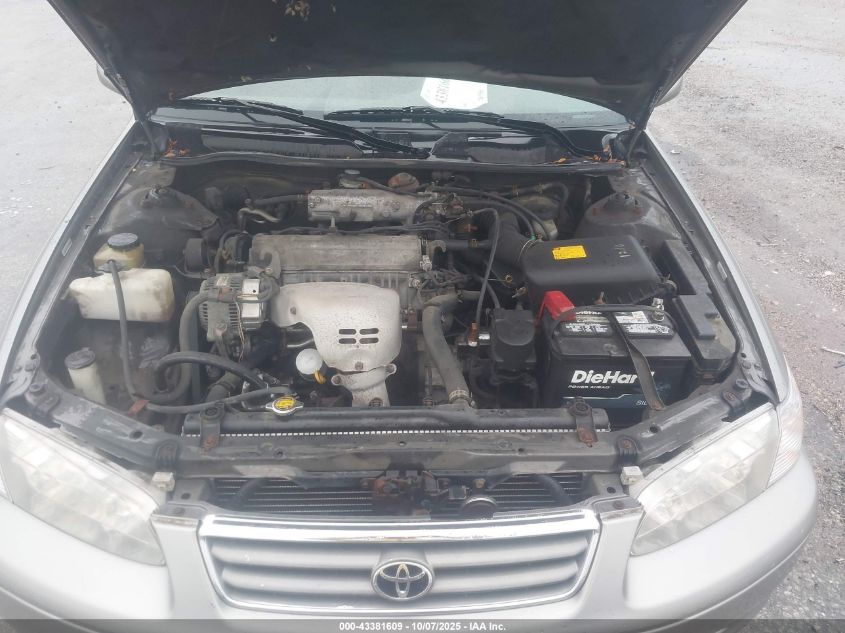 2000 Toyota Camry Le VIN: JT2BG22KXY0418018 Lot: 43381609