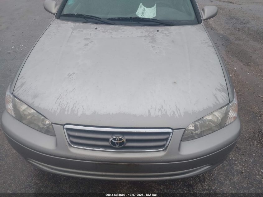 2000 Toyota Camry Le VIN: JT2BG22KXY0418018 Lot: 43381609