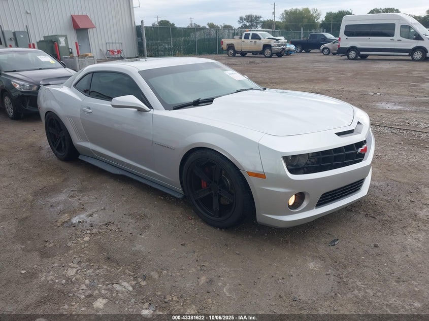 CHEVROLET CAMARO 2SS