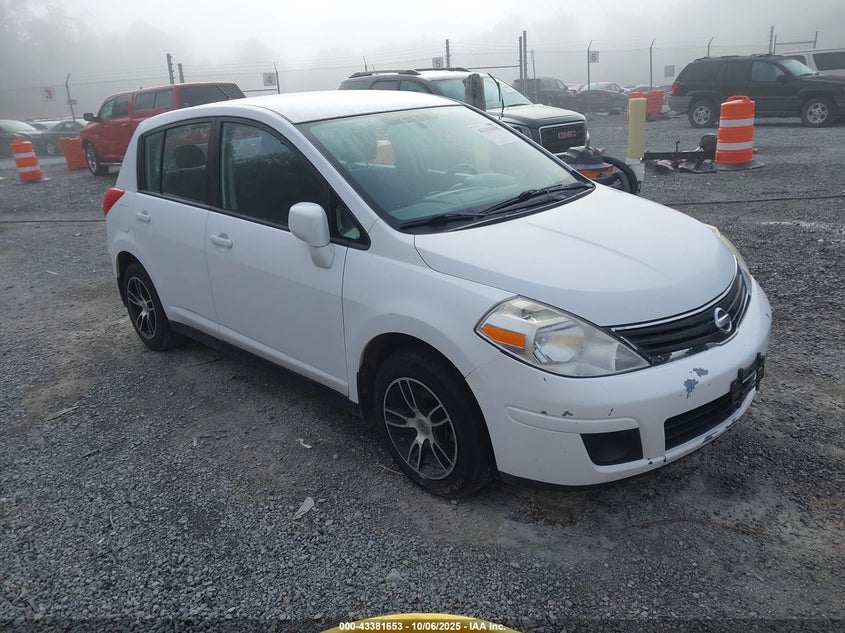 NISSAN VERSA 1.8S