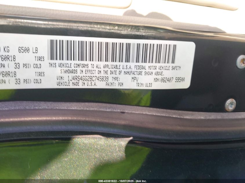 2011 Jeep Grand Cherokee Laredo VIN: 1J4RS4GG2BC745839 Lot: 43381822