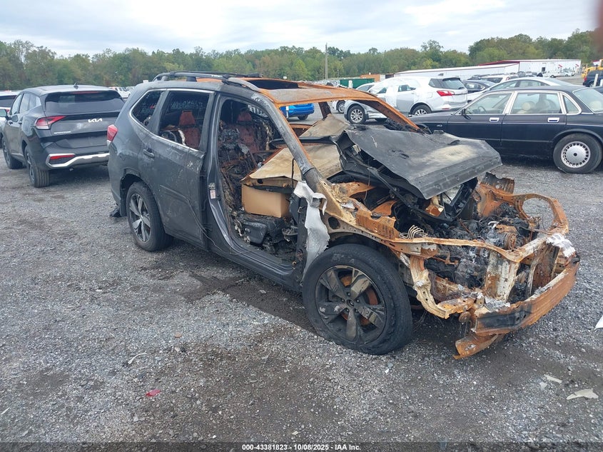 SUBARU FORESTER TOURING