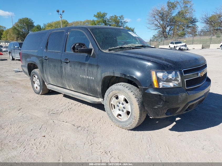 CHEVROLET SUBURBAN LT