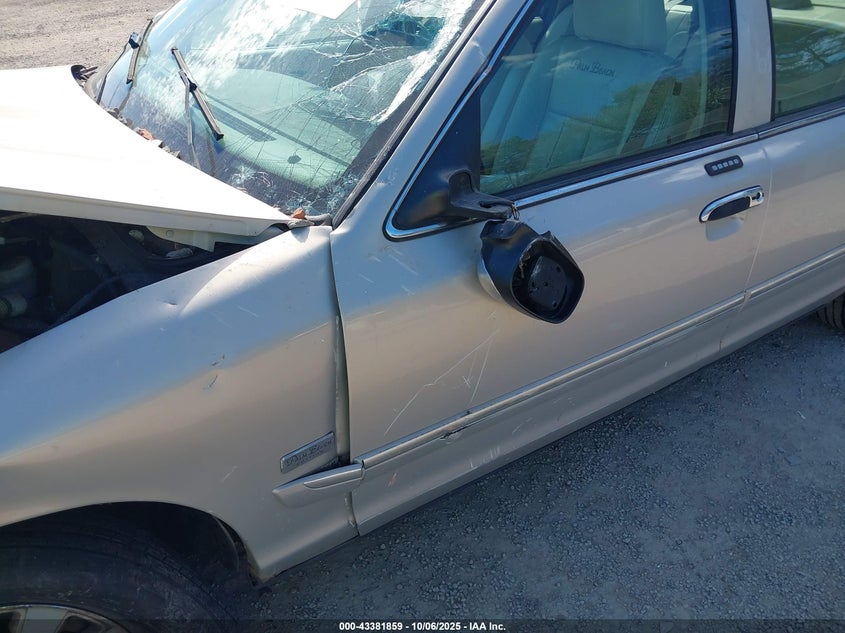 2008 Mercury Grand Marquis Ls VIN: 2MEHM75V88X603813 Lot: 43381859