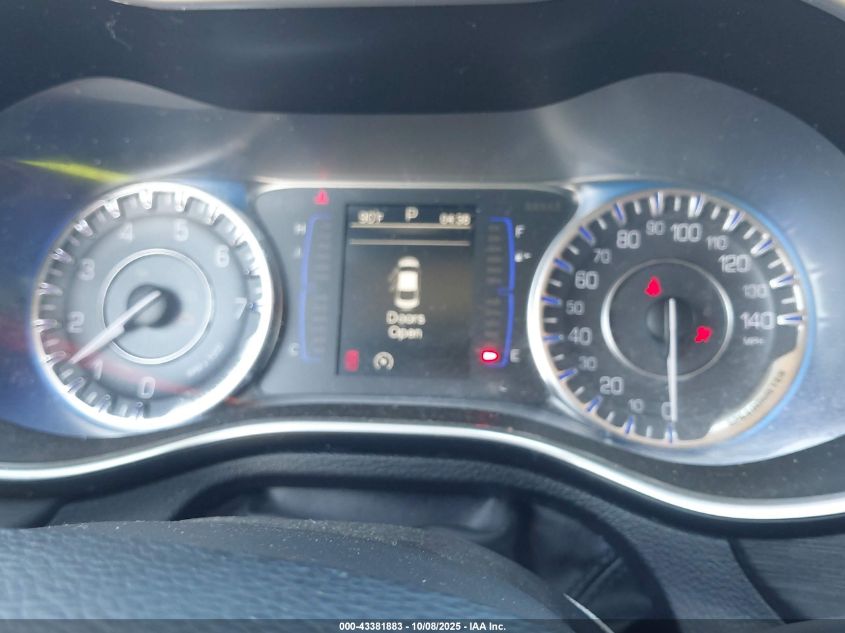 2015 Chrysler 200 Limited VIN: 1C3CCCAB7FN526518 Lot: 43381883