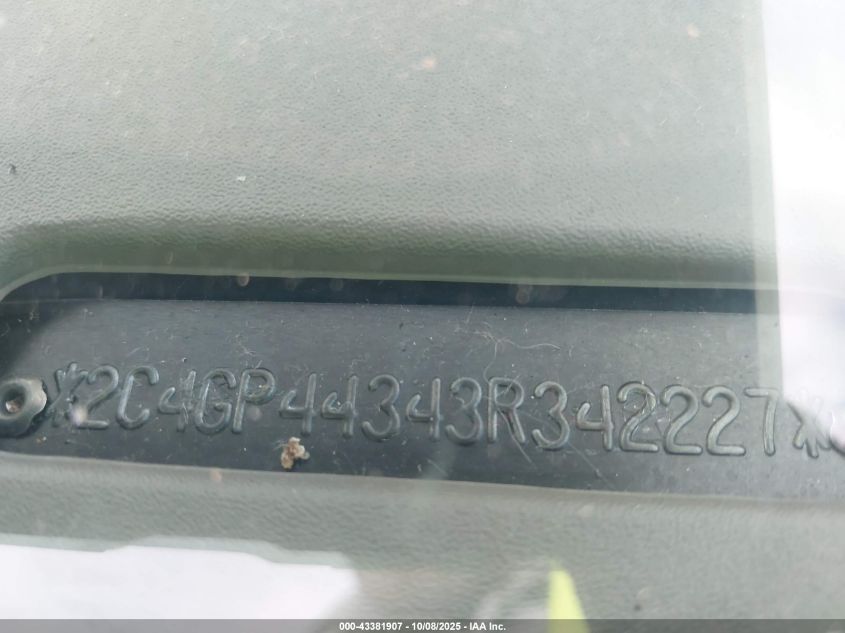 2003 Chrysler Town & Country Lx VIN: 2C4GP44343R342227 Lot: 43381907