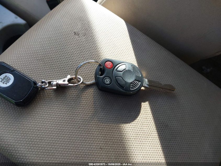 2008 Ford Escape Xlt VIN: 1FMCU93138KD16658 Lot: 43381973