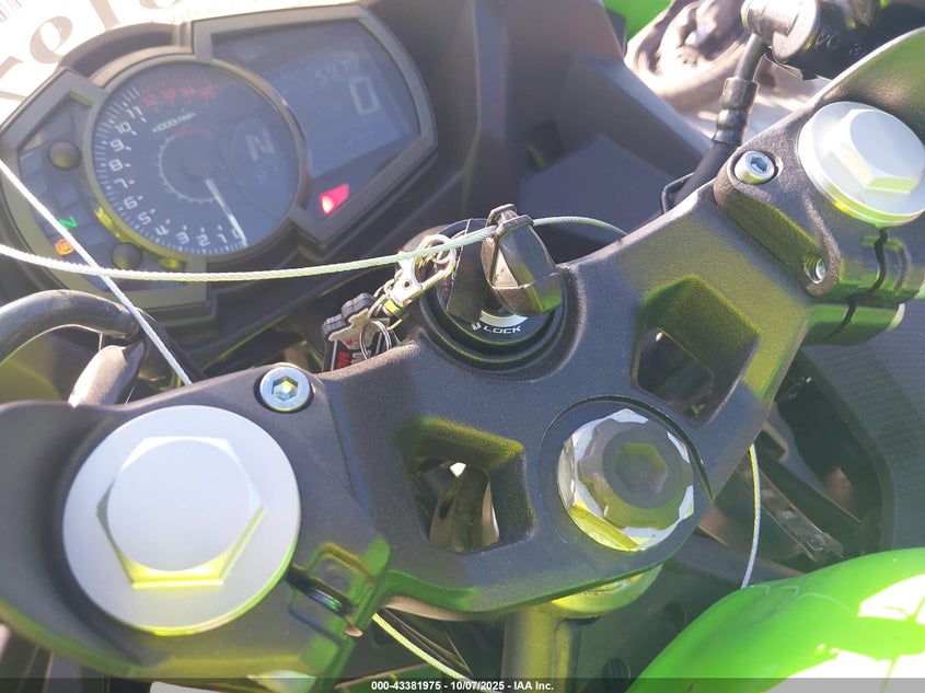 2022 Kawasaki Ex400 VIN: JKAEXKG1XNDAJ1189 Lot: 43381975