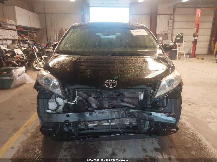 2011 Toyota Sienna Xle V6 VIN: 5TDYK3DC1BS135748 Lot: 43382112