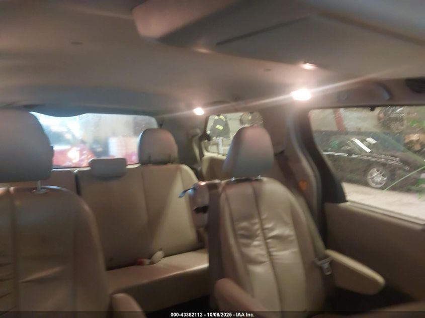 2011 Toyota Sienna Xle V6 VIN: 5TDYK3DC1BS135748 Lot: 43382112