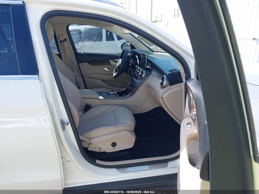 WDC0G4JB3K1000777 2019 MERCEDES-BENZ GLC photo no. 5