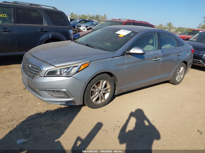 2015 HYUNDAI SONATA SE - 5NPE24AF3FH177664