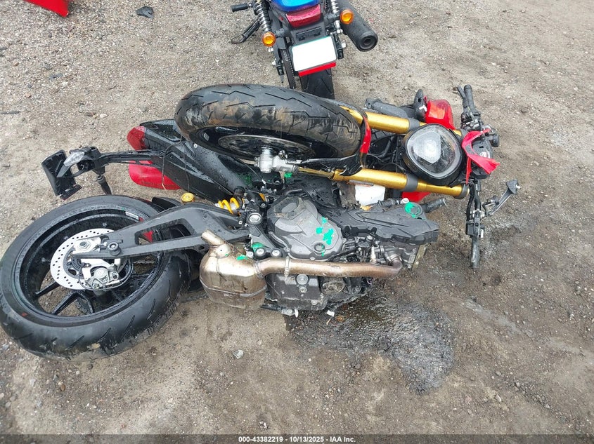 2025 Ducati Monster VIN: ZDMMAMDT3SB010267 Lot: 43382219