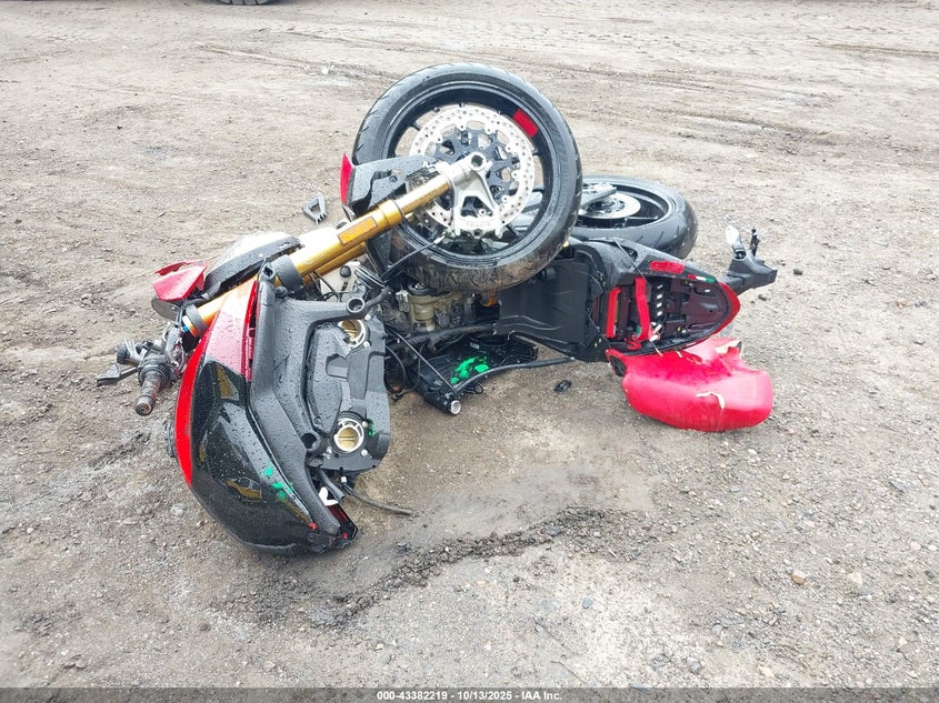 2025 Ducati Monster VIN: ZDMMAMDT3SB010267 Lot: 43382219