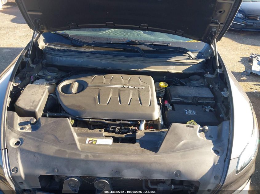 2015 Jeep Cherokee Limited VIN: 1C4PJMDS8FW688270 Lot: 43382252