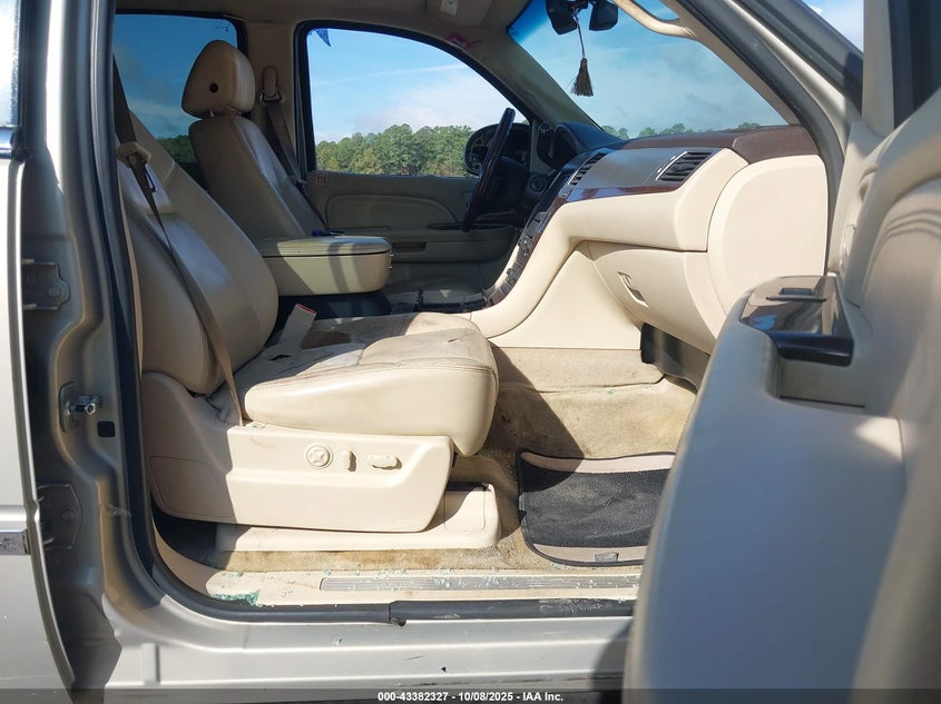 1GYEC63827R385546 2007 CADILLAC ESCALADE photo no. 5