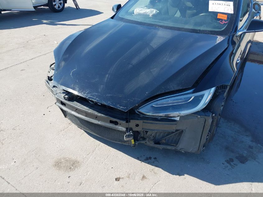 2018 Tesla Model S 100D/75D/P100D VIN: 5YJSA1E22JF291612 Lot: 43382348