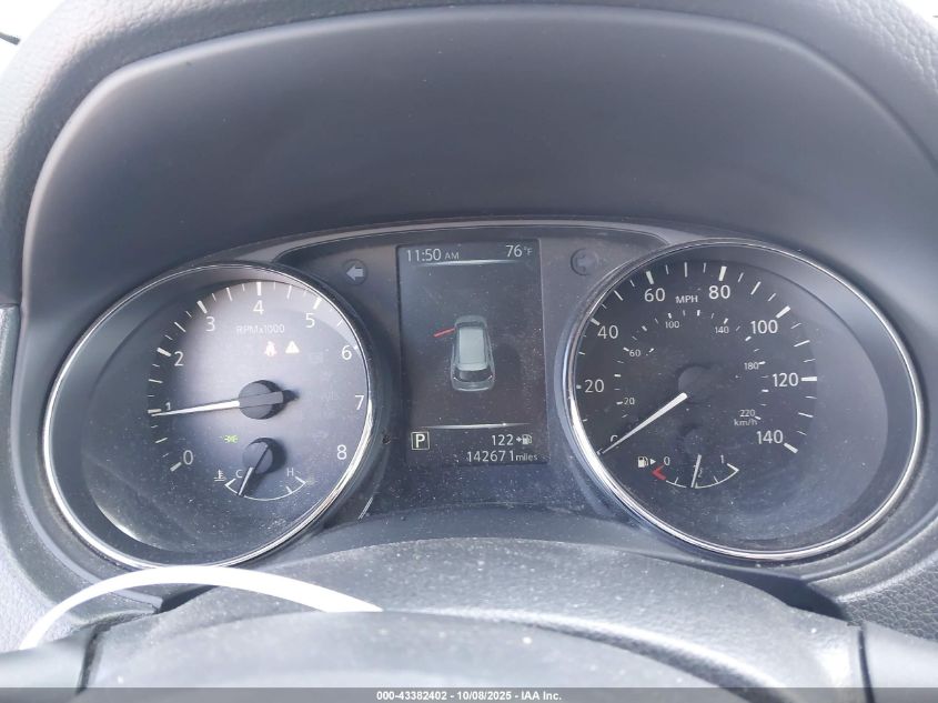 2017 Nissan Rogue S VIN: JN8AT2MT4HW131571 Lot: 43382402