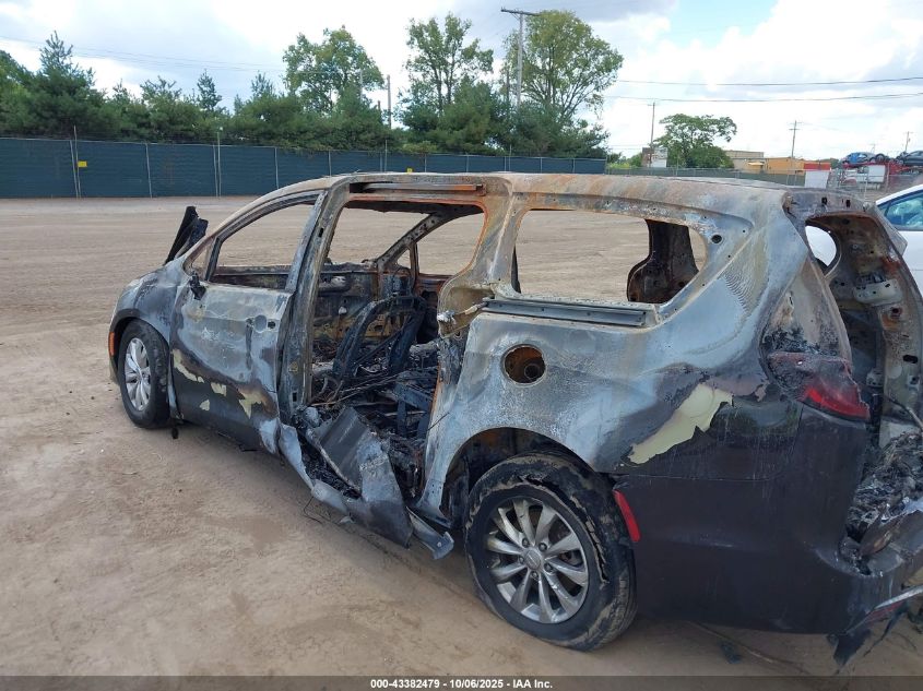 2018 Chrysler Pacifica Touring Plus VIN: 2C4RC1FG0JR279370 Lot: 43382479