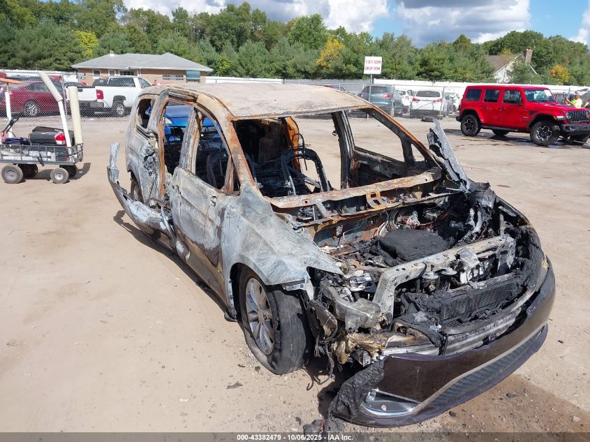 2018 Chrysler Pacifica Touring Plus VIN: 2C4RC1FG0JR279370 Lot: 43382479