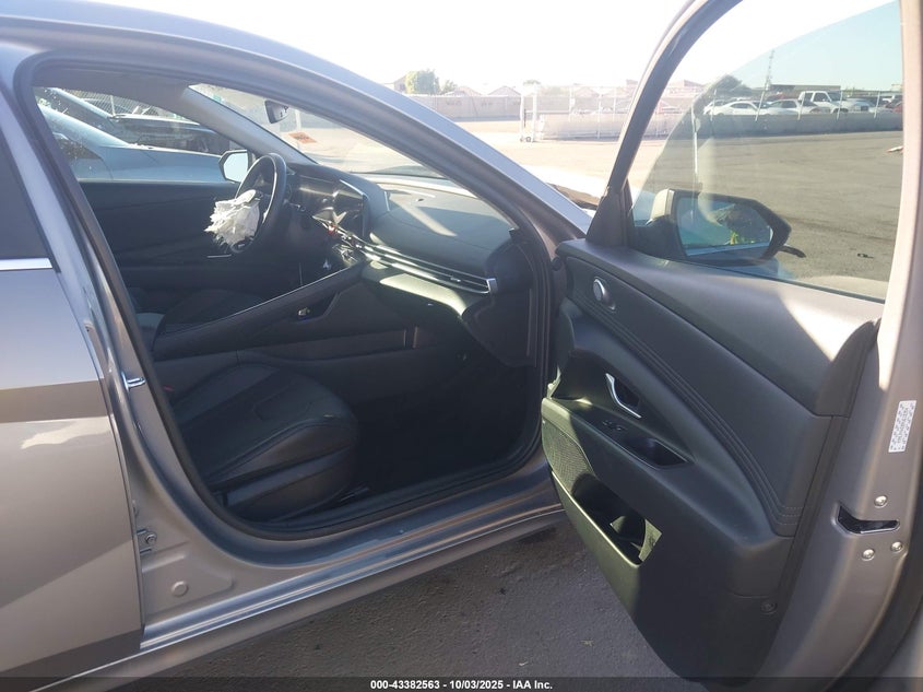 2023 HYUNDAI ELANTRA LIMITED - KMHLP4AG8PU618354